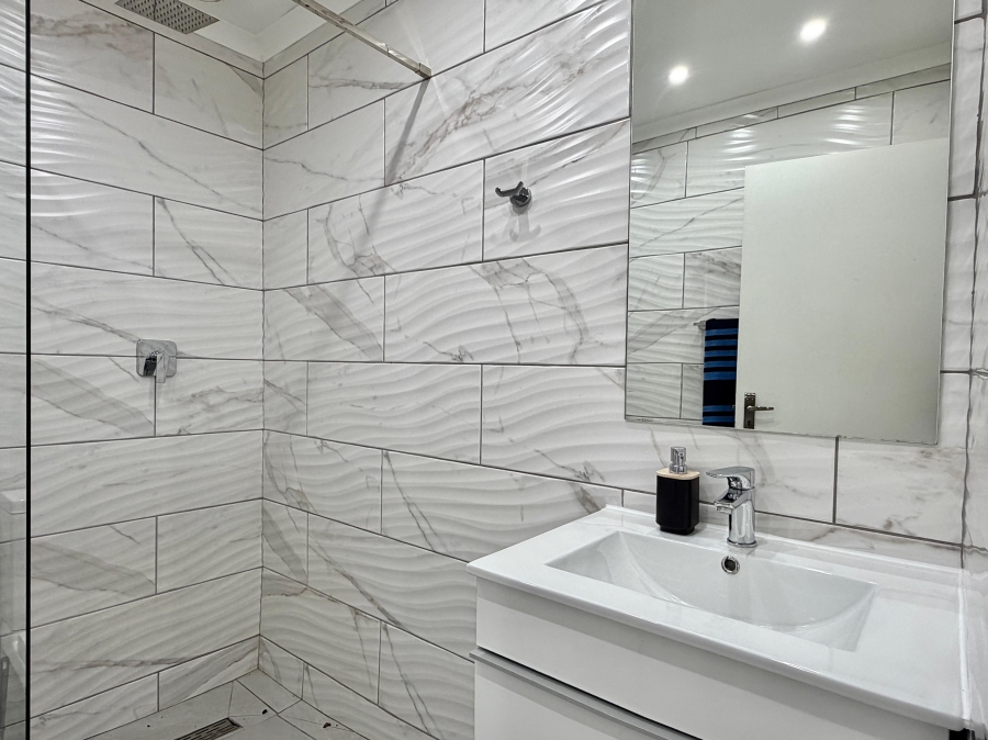 2 Bedroom Property for Sale in Cape Town City Centre Western Cape